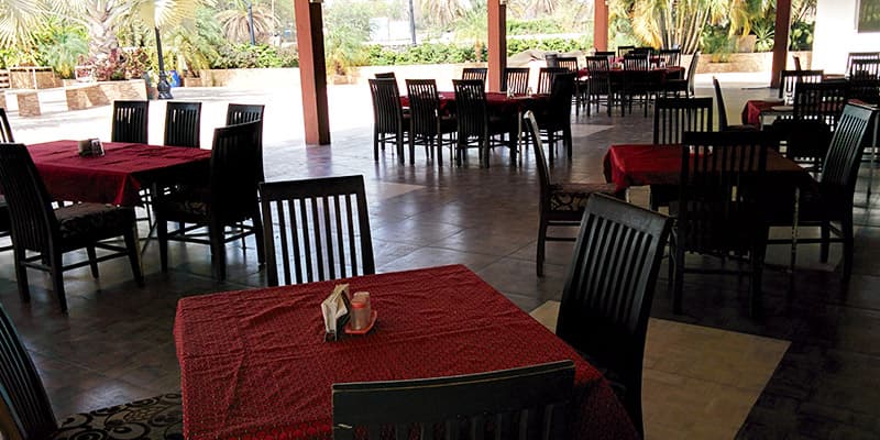 Sandy Restaurant & Bar