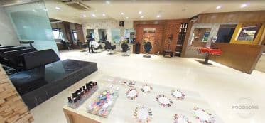 PHOTOS - Photo 2